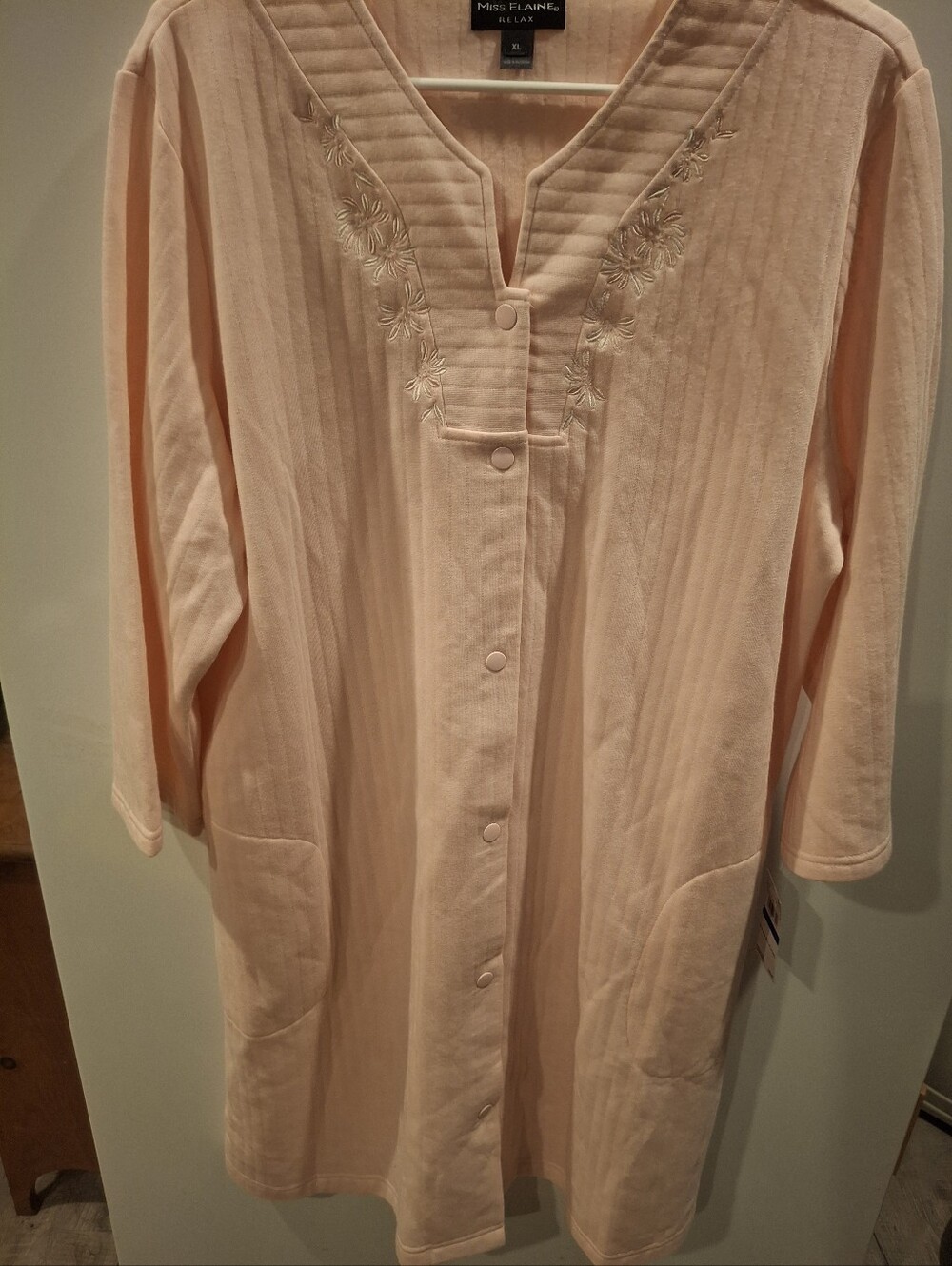 Miss Elaine Light Peach Snap-Front Embroidered Robe